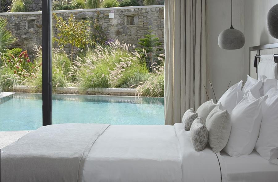 Aeonic Suites & Spa - Only Adults ออร์นอส ภายนอก รูปภาพ